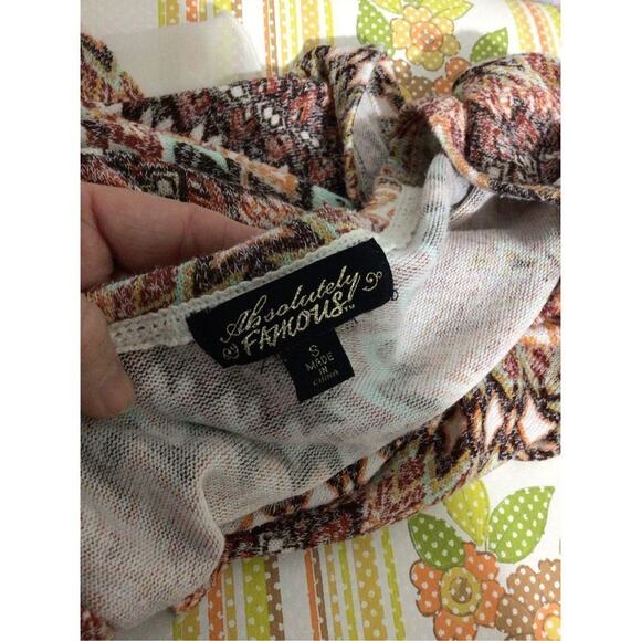 Absolutely Famous Size Small Top 💕❤️ - Picture 8 of 13